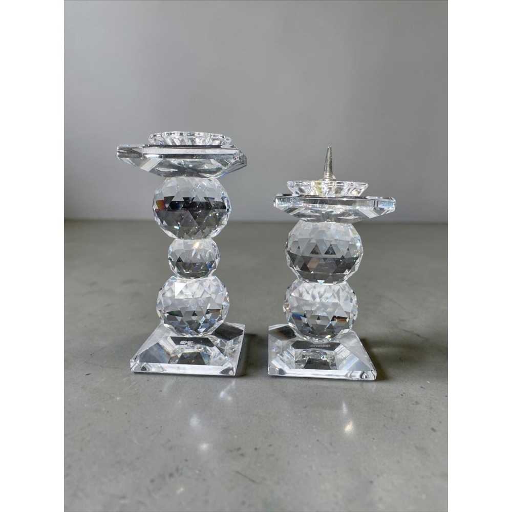 Set of 2 Swarovski Crystal Candlestick Holders Clear Faceted Floral Base